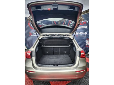 2020 Mercedes-Benz A Class - thumbnail 14