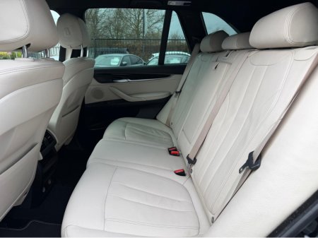 2016 BMW X5 - thumbnail 18