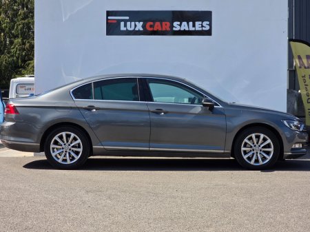 2016 Volkswagen Passat - photo 2