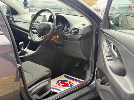 2022 Hyundai i30 - thumbnail 7