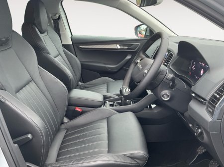 2025 Skoda Karoq SEL+ 2.0 TDI 115HP €41,000 thumbnail