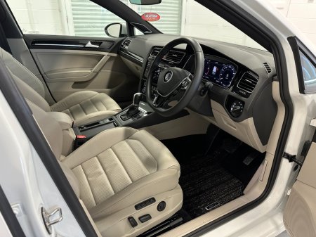 2019 Volkswagen Golf - thumbnail 22