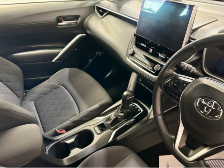 2023 Toyota Corolla Cross CROSS LUNA 1.8 4DR AUTO €33,400