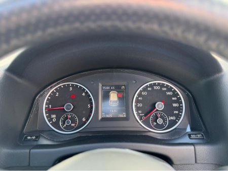 2016 Volkswagen Tiguan - thumbnail 21