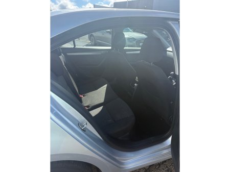 2016 Skoda Octavia - thumbnail 7