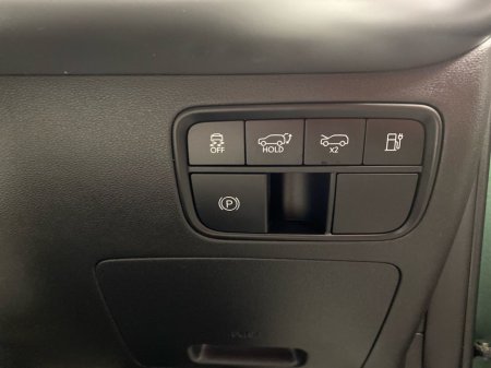 2025 Hyundai Ioniq 9 RWD standard (Long Range) Platinum €72,995 thumbnail