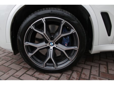 2020 BMW X5 3.0D 35DM-SPORT PLUS 5DR ESTATE AUTOMATIC // IMMACUALTE CONDITION // BUY WITH CONFIDENCE AA AND SIMI APPROVED DEALER 2025 // FINANCE ARRANGED // ALL TRADE INS WELCOME // €64,950 thumbnail