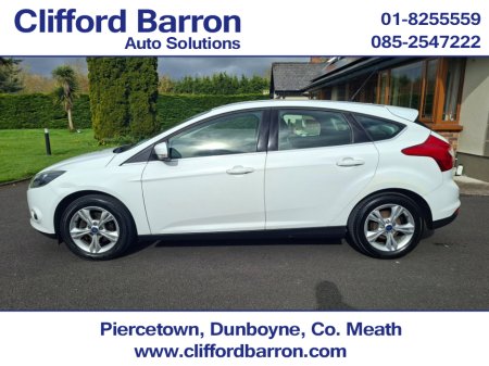 2012 Ford Focus - thumbnail 6