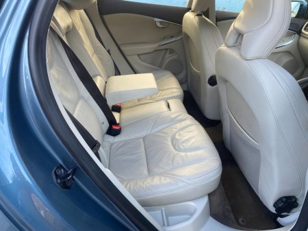 2012 Volvo V40 - photo 2