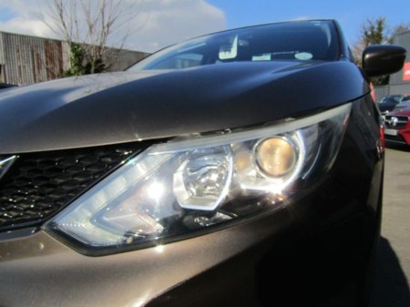 2016 Nissan Qashqai - thumbnail 35