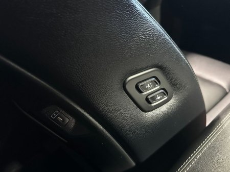 2025 Kia Sorento 2.2 Crdi 7 Seater 200BHP Auto €61,800 thumbnail