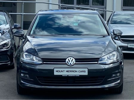 2016 Volkswagen Golf - view 3