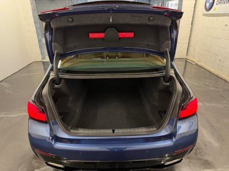 2022 BMW 5 Series  €40,995 thumbnail