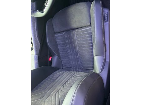 2026 Peugeot 5008 BEV 73kwh 210hp GT Exclusive €61,000 thumbnail