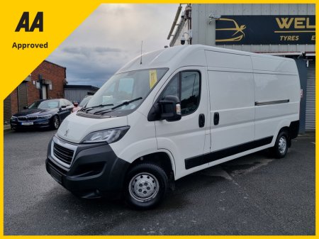 2021 Peugeot Boxer 335 L3 H2 2.2 BLUE HDI 1 140 3DR €13,821