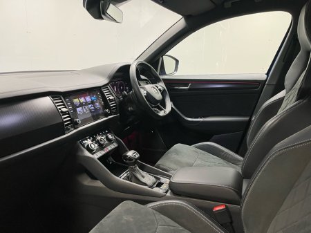 2023 Skoda Kodiaq Sportline 7 Seat DSG 2.0TDI 150BHP - Reversing Camera - Panoramic Sunroof - Climate Control - Heated Seats - Keyless Start - Apple CarPlay/Android Auto €51,950 thumbnail
