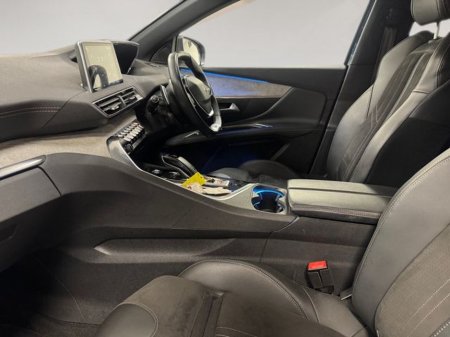 2021 Peugeot 3008 - thumbnail 17