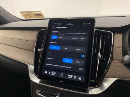 2025 Volvo XC90 - thumbnail 25