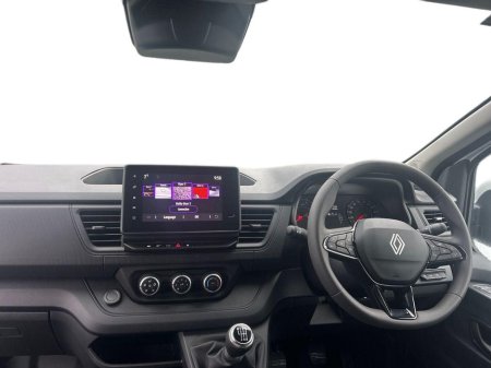 2026 Renault Trafic TRAFIC LL30 BLUE DCI 130 ADVAN €37,950 thumbnail