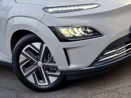 2023 Hyundai Kona 64kWh Auto (Range 450km) Wireless Phone Charger + Heated Front Seats €22,777
