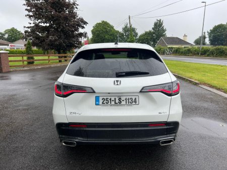 2025 Honda ZR-V ZR-V e:HEV Hybrid SPORT €49,950 thumbnail