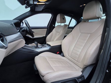 2021 BMW 3 Series - thumbnail 5