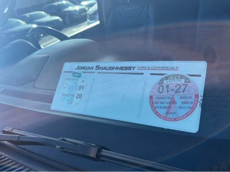 2016 Mitsubishi Shogun - thumbnail 13