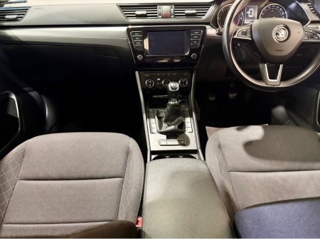 2018 Skoda Superb - thumbnail 13