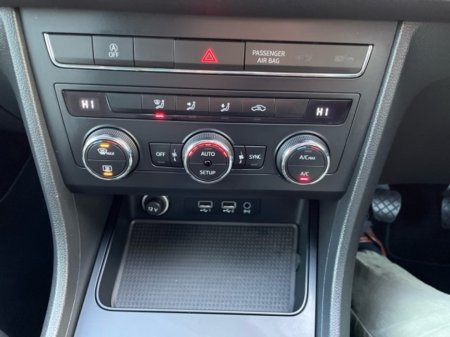 2019 SEAT Ateca SE Model - 1.5TSi - Petrol - Only 36,375 kms - Crossover - 5dr // NCT 2027 €18,895 thumbnail