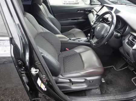 2018 Toyota C-HR G LED Edition €18,500 thumbnail