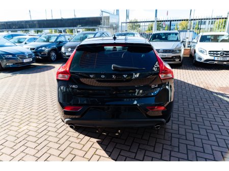 2017 Volvo V40 2.0D4 SE LUXURY DELUXE 5DR ESTATE AUTOMATIC //  MINT CONDITION WITH ONLY 102,000 KMS // BUY WITH CONFIDENCE AA AND SIMI APPROVED DEALER 2025 // FINANCE ARRANGED // ALL TRADE INS WELCOME // €15,950