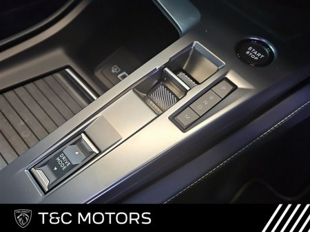 2026 Peugeot 308 - thumbnail 9