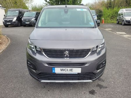 2023 Peugeot Rifter - thumbnail 4