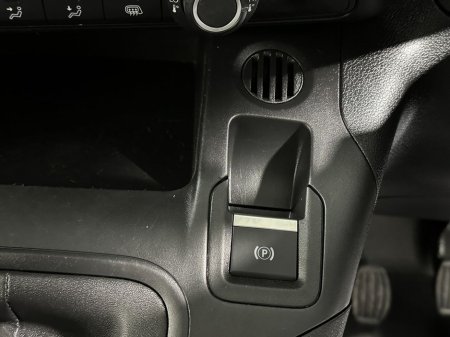 2023 Opel Combo Pro 100 BHP* High Spec* €17,800 thumbnail