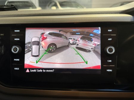 2018 Volkswagen Polo 1.0 TSI 65HP Trendline €14,990 thumbnail