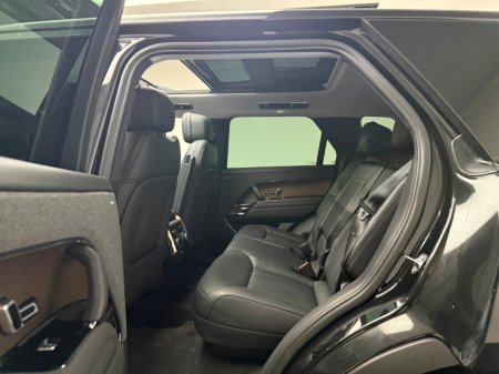 2024 Land Rover Range Rover Sport HSE DYNAMIC P460E *PAN ROOF* €104,990 thumbnail