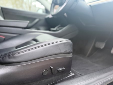 2019 Tesla Model 3 - thumbnail 13