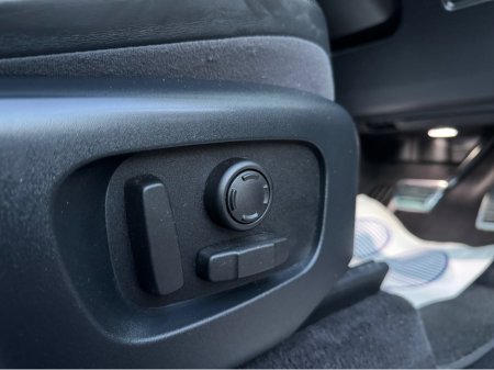 2019 Land Rover Range Rover Sport 2.0 P400E HSE €38,995 thumbnail