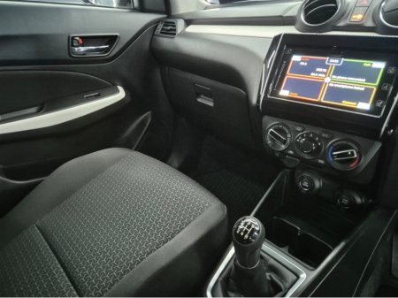 2022 Suzuki Swift - thumbnail 13