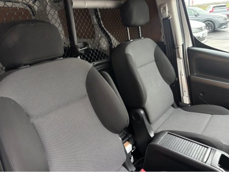 2016 Peugeot Partner - thumbnail 14