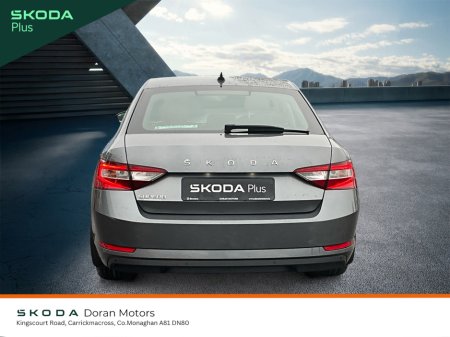 2023 Skoda Superb AMBITION 2.0 TDI 150HP 5DR €34,500 thumbnail