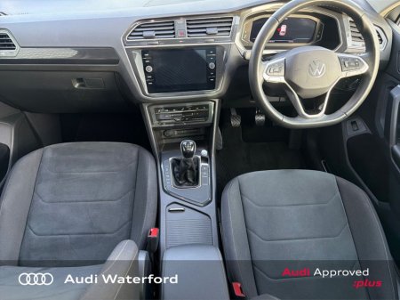 2023 Volkswagen Tiguan - thumbnail 11