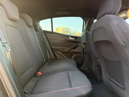 2019 Ford Focus - photo 5