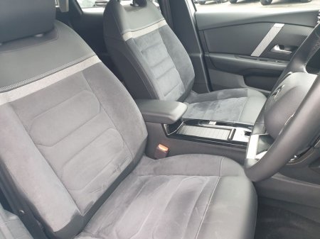 2024 Citroen C4 MAX, DIESEL, AUTOMATIC, 1.5 Bluehdi (130ps) €24,995 thumbnail