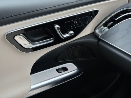 2025 Mercedes-Benz E Class - thumbnail 24