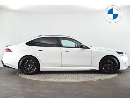 2025 BMW M5 - thumbnail 23