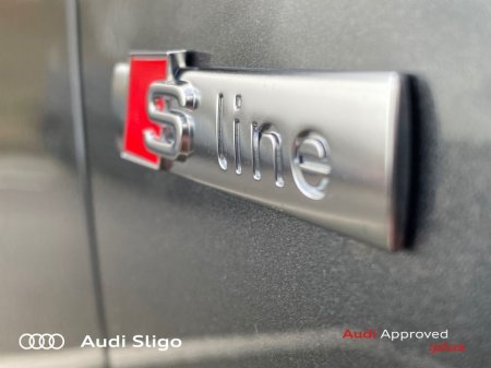 2024 Audi Q3 35 TDI 150HP S Tronic S line €46,950 thumbnail