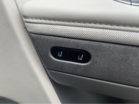 2022 Hyundai Ioniq 5 PREMIUM PLUS 73KWH EV //MASSIVE SPEC//BOSE SOUND SYSTEM//PANORAMIC GLASS ROOF//FULL LEATHER ELECTRIC HEATED/COOLED SEATS// €24,950 thumbnail