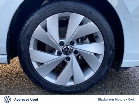 2025 Volkswagen Golf - thumbnail 9