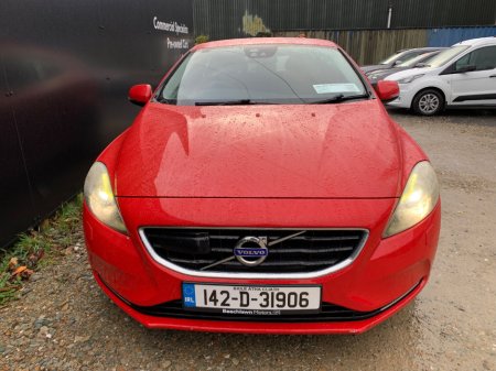 2014 Volvo V40 VOLVO V40 1.6 T4 180 BHP AUTO R-DESIGN // VERY LOW MILEAGE // EXCELLENT CONDIITION // TIMING BELT/WATE PUMP REPLACED // €9,950 thumbnail